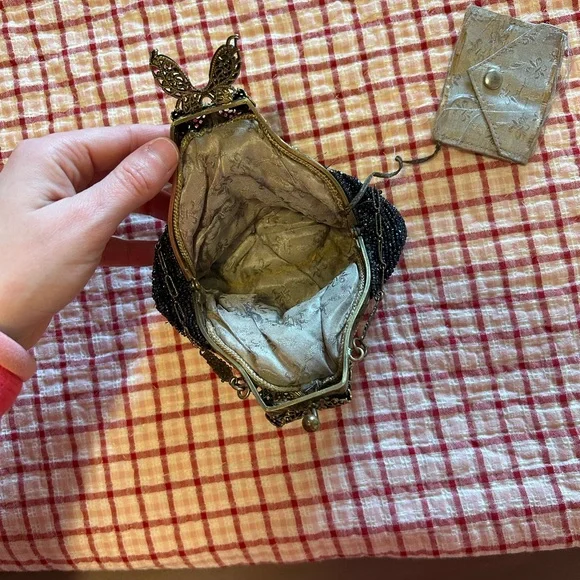 Vintage Beaded Evening Bag with Ornate Metal Frame - Picture 4 of 12